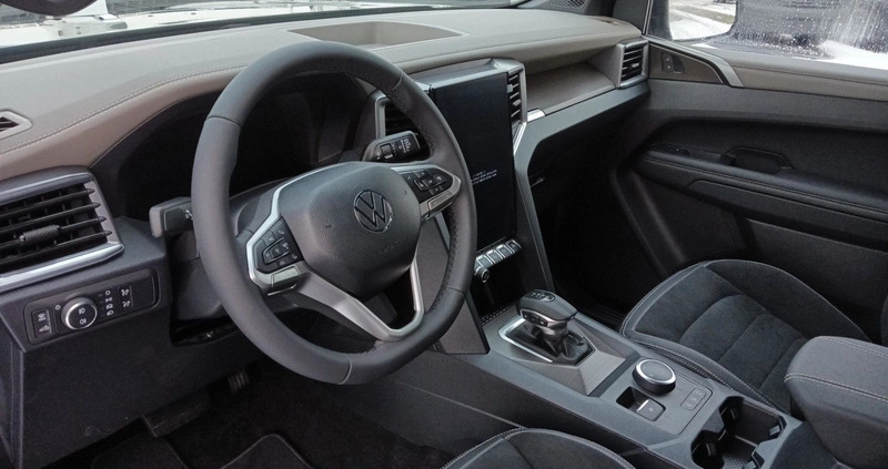 Volkswagen Amarok cena 247968 przebieg: 7, rok produkcji 2023 z Kożuchów małe 211